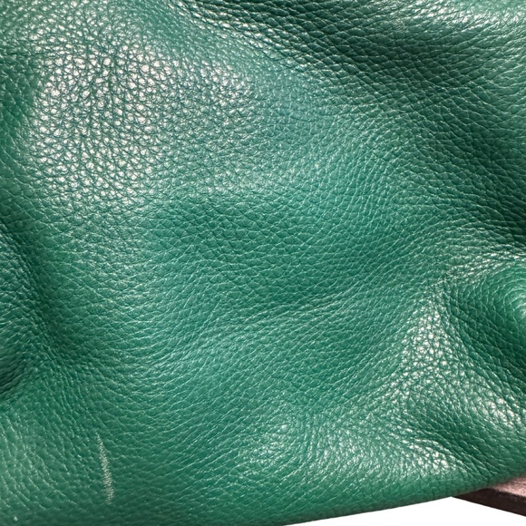 Kate Spade Little Minka Cobble Hill slouchy bag in vibrant emerald - Picture 5 of 9